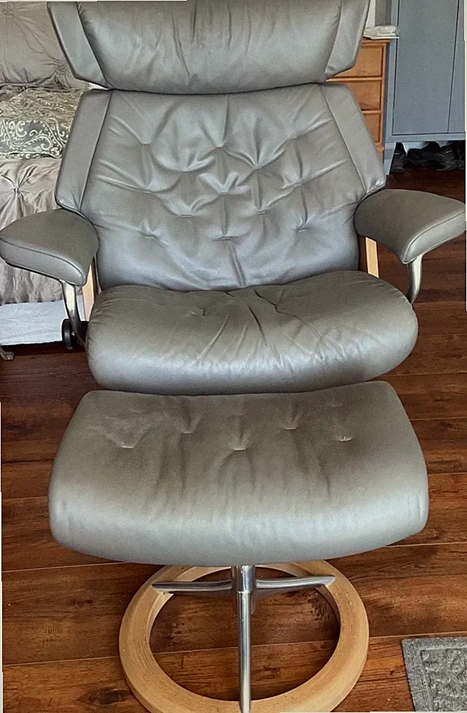Ekornes Stressless Grey Leather Skyline Rocking Swivel Recliner & Footrest