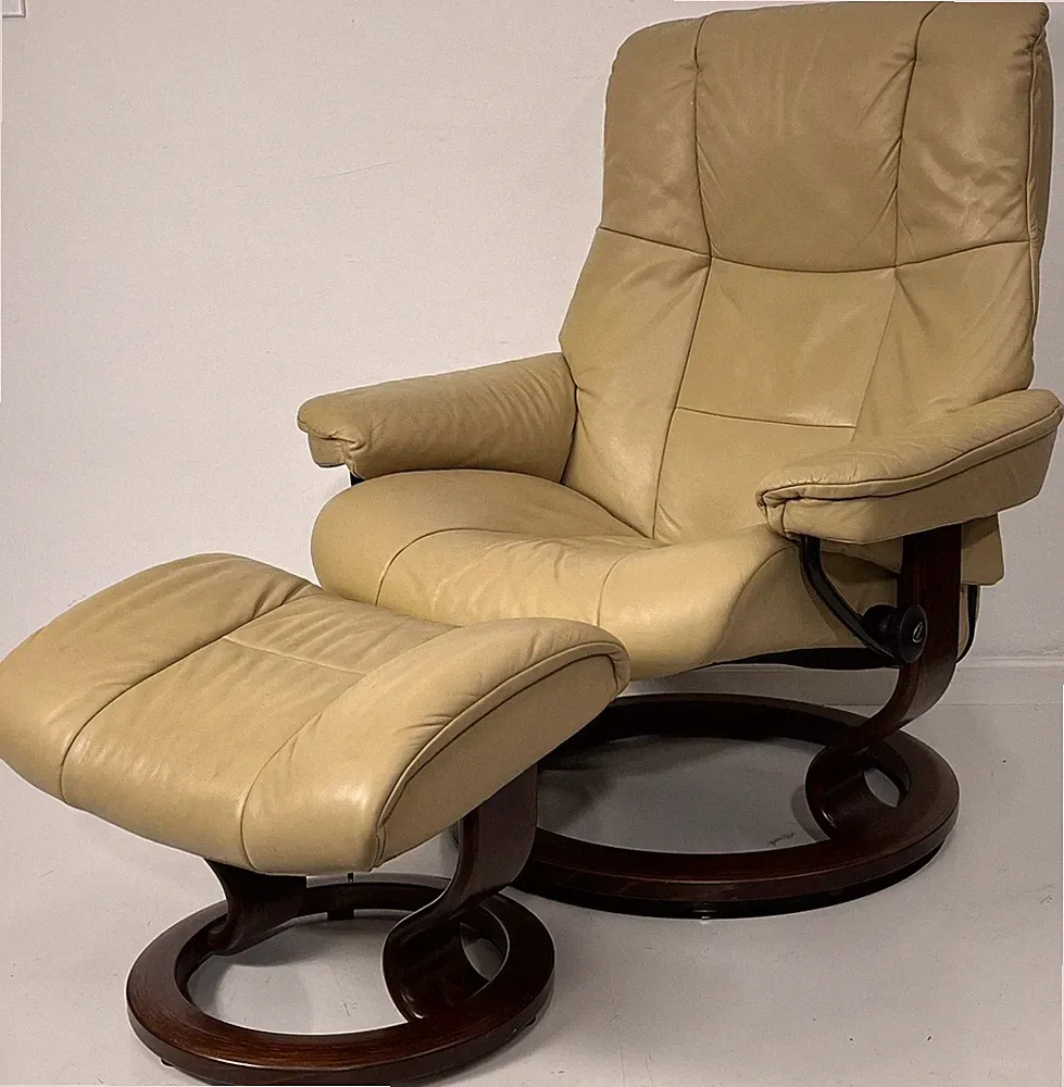 Ekornes Stressless Large MAYFAIR "Camel" Leather Swivel Recliner Chair & Ottoman
