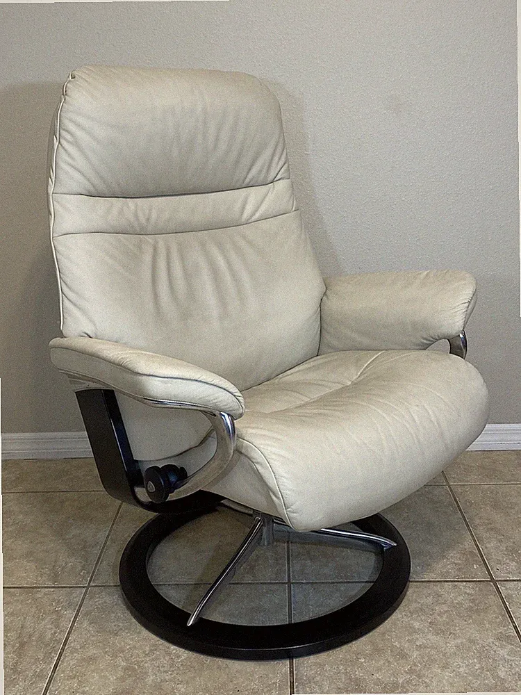 Ekornes Stressless SIGNATURE ‘Sunrise’ Recliner Chair Large Furniture