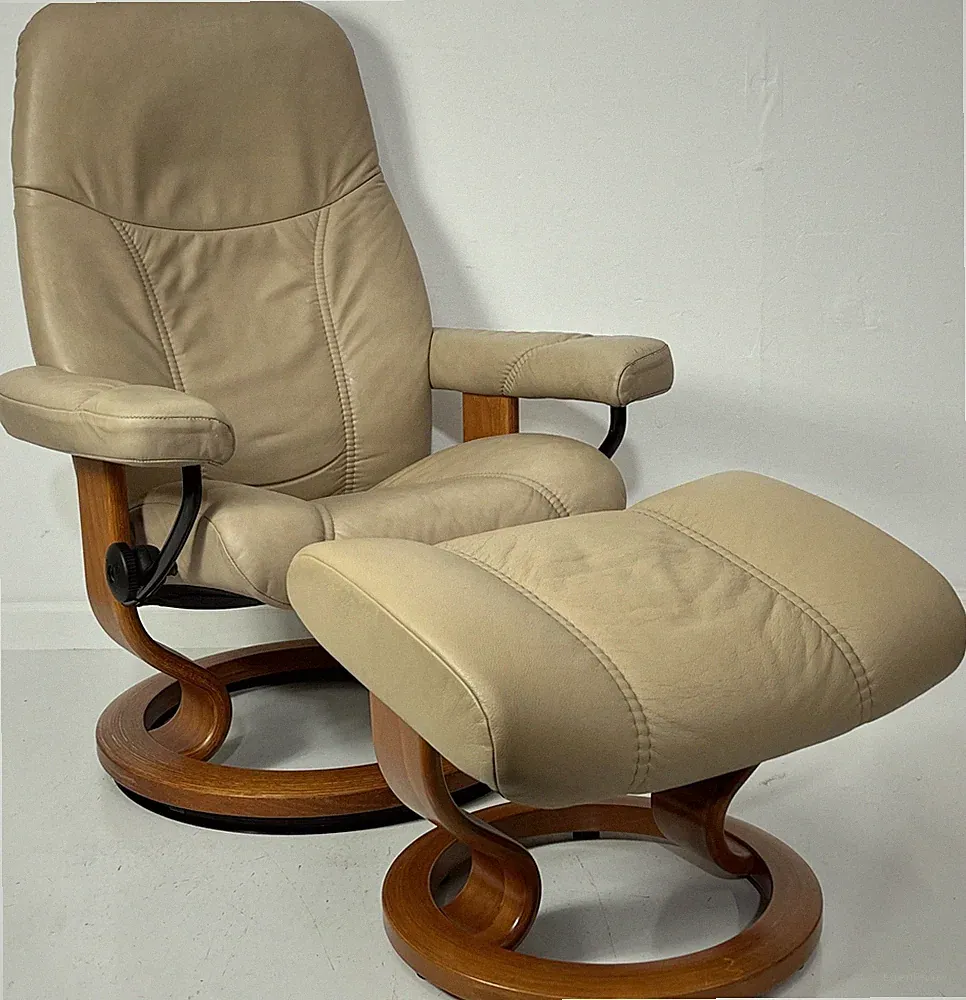 Ekornes Stressless Small CONSUL "Sand" Leather Swivel Recliner Chair & Ottoman