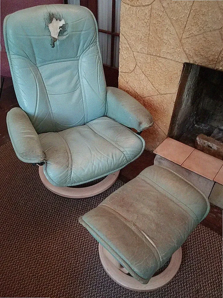 Seafoam Light Green Smaller Ekornes Stressless Mid Century Recliner W Ottoman OS