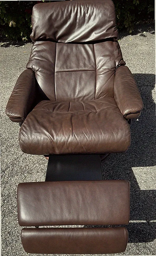 Stressless Mayfair Recliner Chair Large Power Base Brown Leather Excellent
